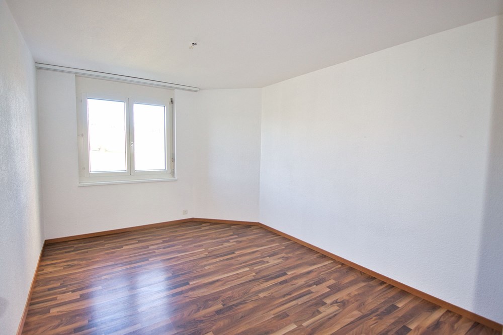 Wohnung - Kauf - Neudorf, Luzern - Kinderzimmer_leer.jpg - Kinderzimmer - 111181001-24