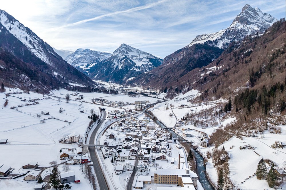 Einfamilienhaus - Kauf - Rüti GL, Glarus - 500kb_20260116_11455959_027.jpg - 118641001-911