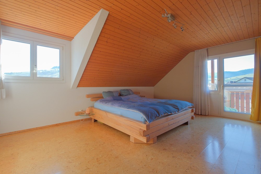 Einfamilienhaus - Kauf - Oberhofen, Aargau - Einfamilienhaus_Roosmattstrasse 168_Oberhofen_zuverkaufen_remaxbrugg (21).jpg - 115360003-548