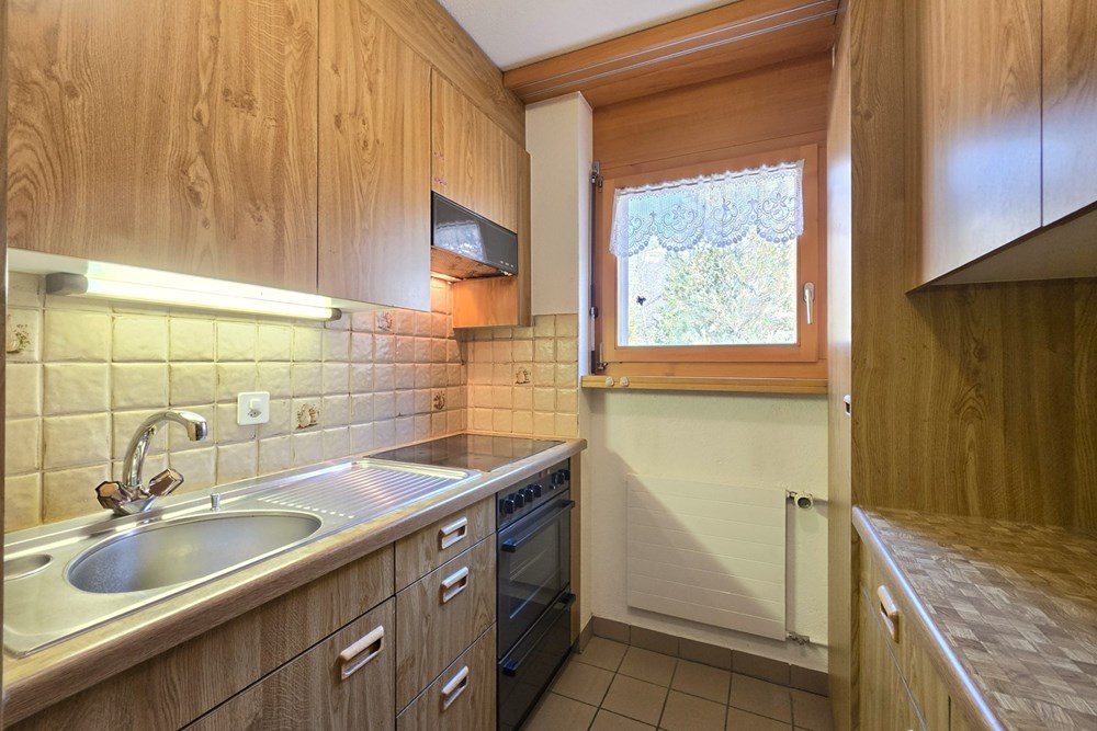 Wohnung - Kauf - Leukerbad, Wallis - 3.5 Zi-Wohnung_Schneehorn in Leukerbad_Küche a.jpg - 119101007-733