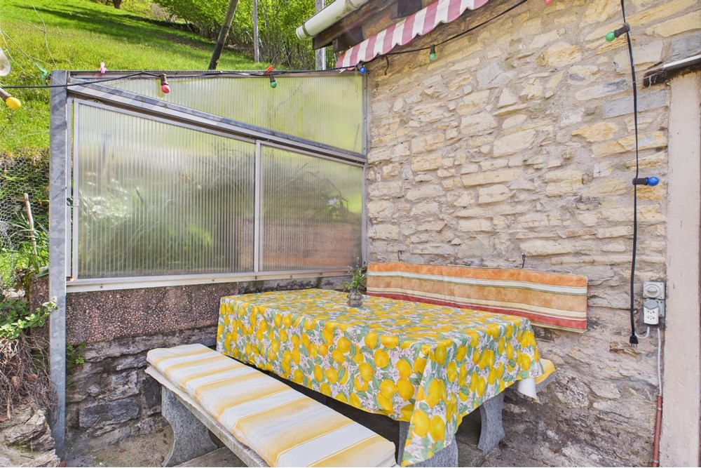 Hütte - Kauf - Bruzella, Tessin - CAM02526G0-PR0089-STILL022_.jpg - 110410011-21