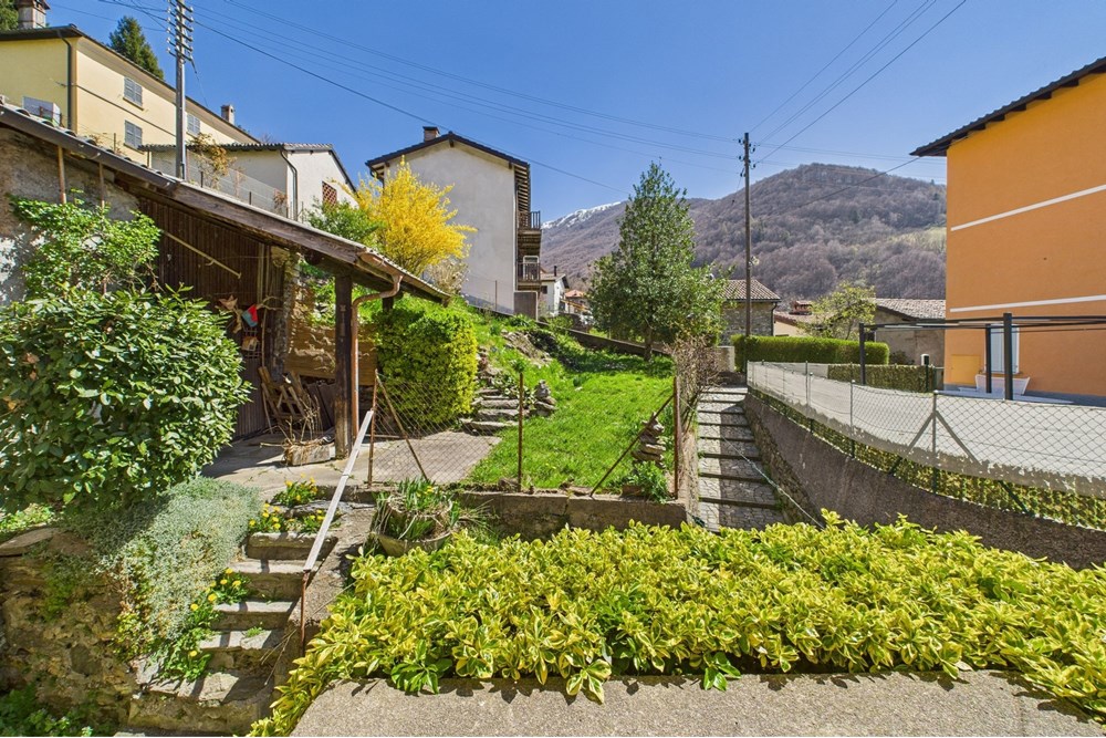 Wohnung - Haus - Bogno, Tessin - CH - 21. Giaridno 1.jpg - 119001097-13