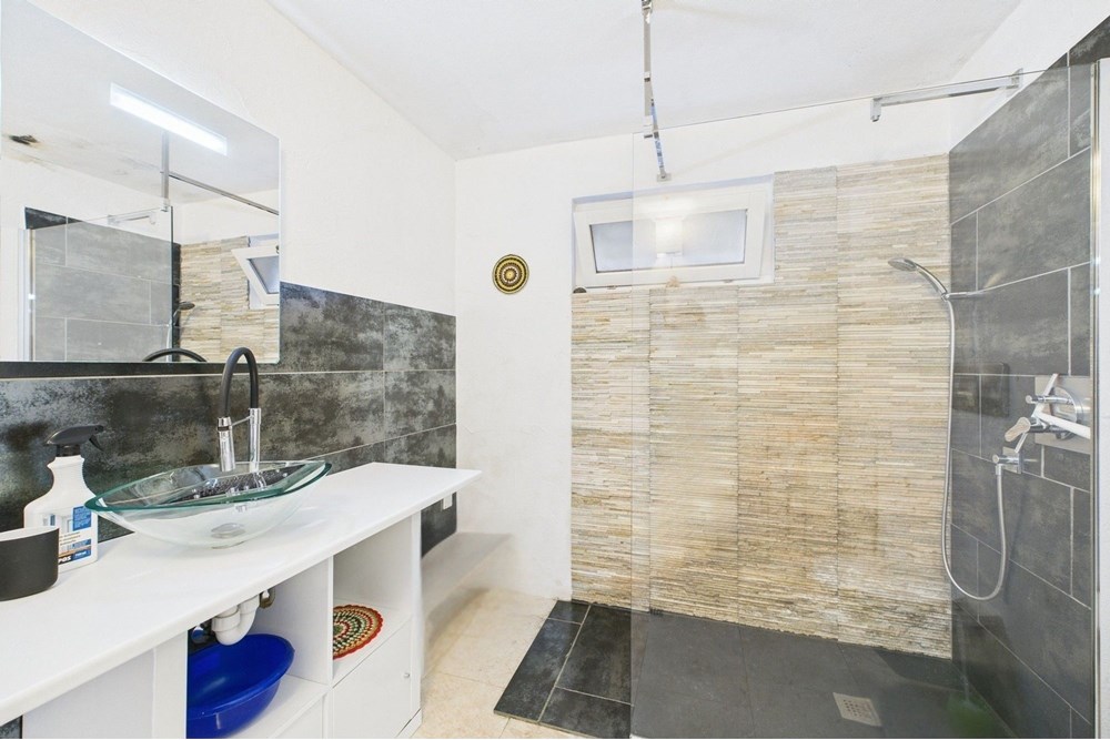 Mehrfamilienhaus - Kauf - Monteggio, Tessin - Bagno monteggio canva ok.jpg - 119001050-286