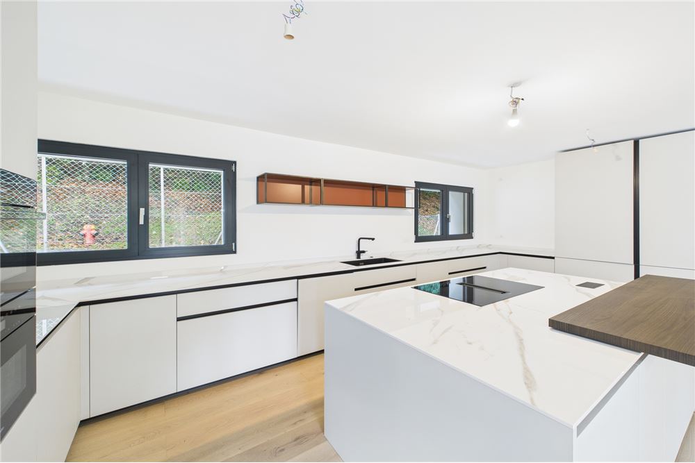 Residencial - Villa - Breganzona, Tessin - CH - 44 - 119001001-2882