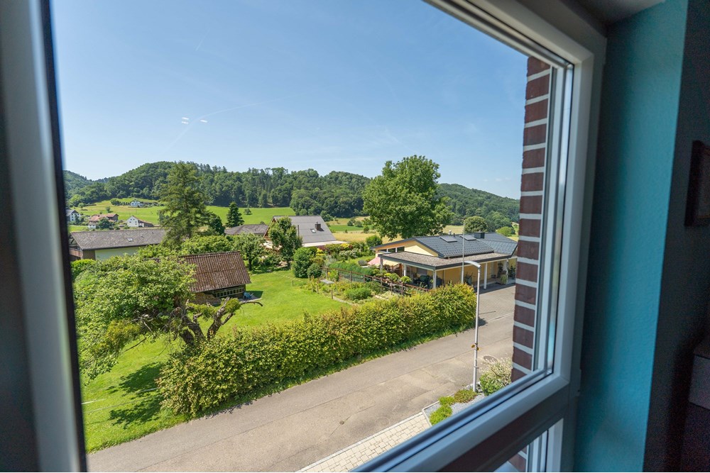 Einfamilienhaus - Kauf - Hellikon, Aargau - Remax-Hellikon-Chesselacker 22-094.jpg - 110031036-73