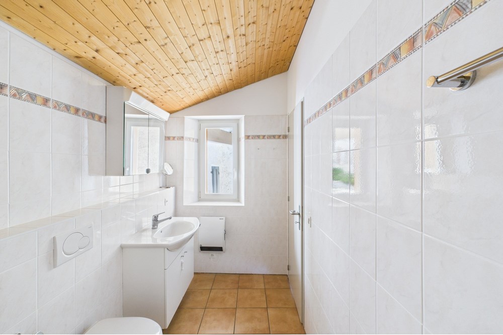 Einfamilienhaus - Kauf - Iseo, Tessin - 29. Bagno con vasca e doccia.jpg - 119001097-16