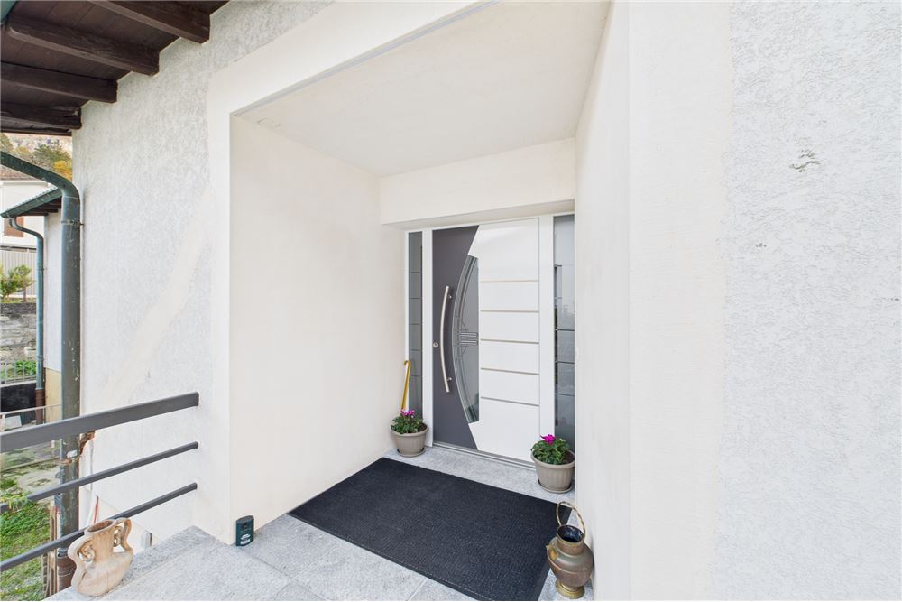 Residential - Multi-Family - Biasca, Tessin - CH - 76 - 119001091-66