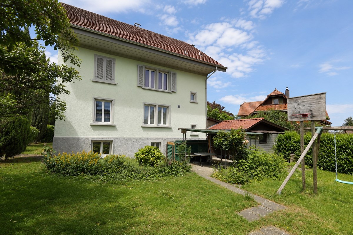 Einfamilienhaus - Kauf - Menziken, Aargau - einfamilienhaus-menziken-Garten2.jpg - 111301001-5