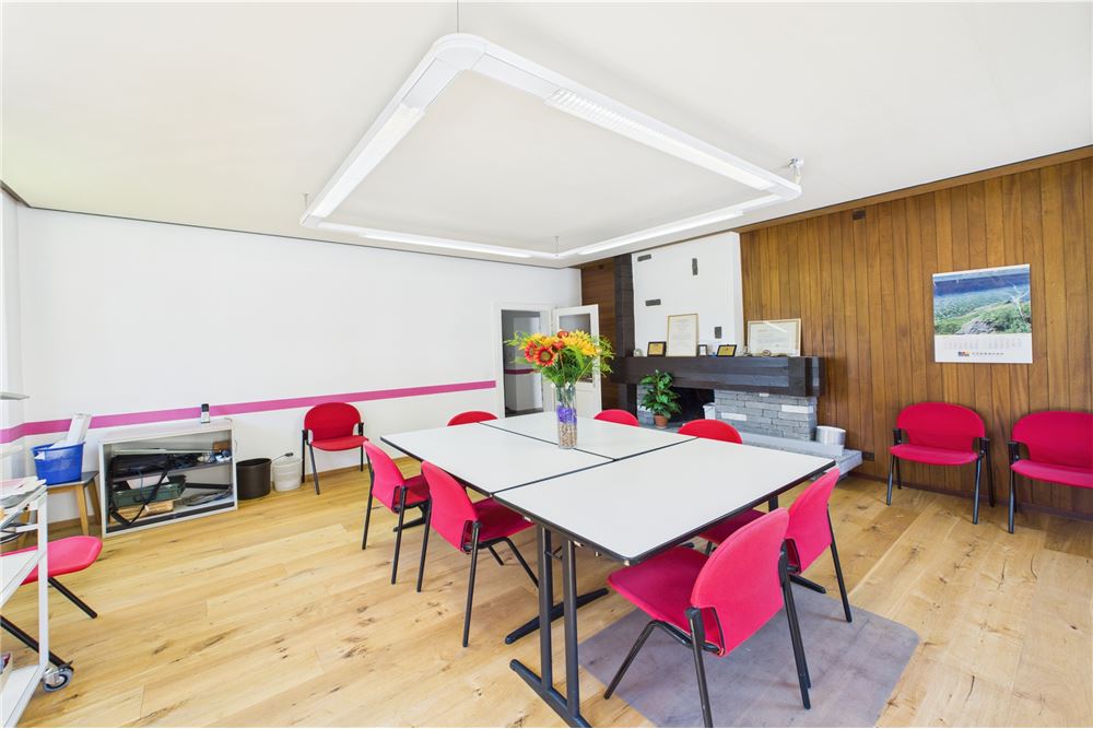 Residential - فيلا مستقله - Quinto, Tessin - CH - 63 - 119001001-2907