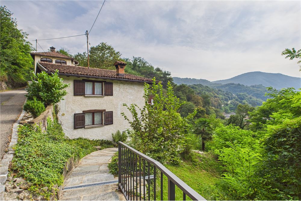 Residential - Cornerhouse - Monteggio, Tessin - CH - 1 - 119001001-2947