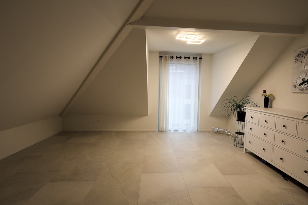 Doppelhaushälfte - Kauf - Pfeffikon, Luzern - Kinderzimmer DG2.jpg - 111301001-1