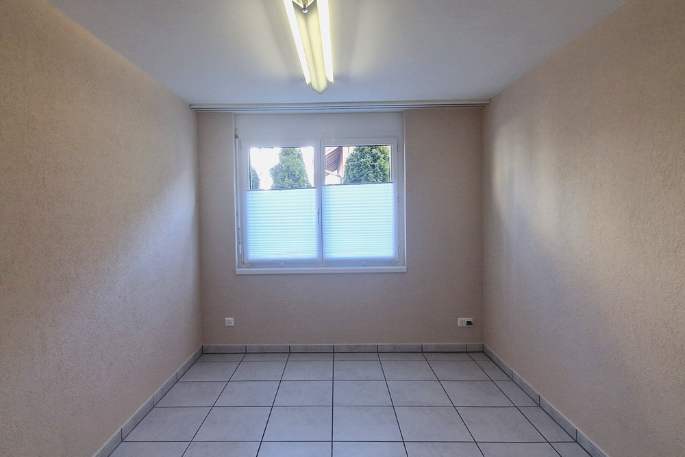 Andere - Kauf - Uster, Zürich - F_Zimmer B_3.5 Zi EG-ETW_Seestr. 23_Uster 8610.jpg - 119841002-95