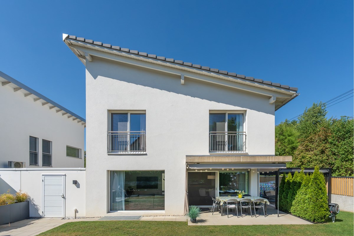 Einfamilienhaus - Kauf - Hirschthal, Aargau - Frontbild_Foto_Unterdorfstr_Hirschthal_206-Edit.jpg - 119841016-12