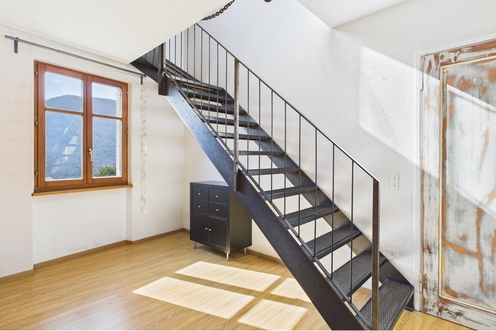 Mehrfamilienhaus - Kauf - Monteggio, Tessin - Antica disimpegno PT CAM02262G0-PR0448-STILL003.jpg - 119001050-286