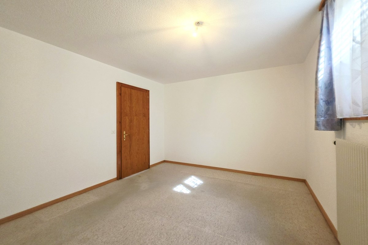 Wohnung - Kauf - Guttet-Feschel, Wallis - 2.5 Zimmerwohnung in Guttet_Zimmer 2b.jpg - Schlafzimmer - 119101007-744