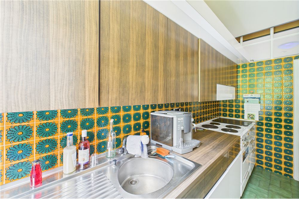 Comercial - Edificio - Quinto, Tessin - CH - 22 - 119001001-2893