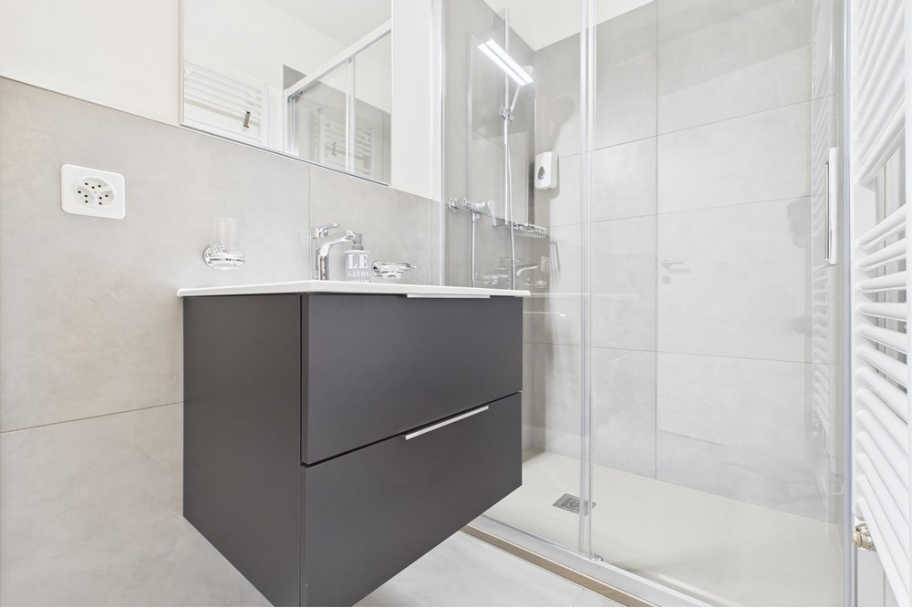 Einfamilienhaus - Kauf - Morcote, Tessin - CAM02262G0-PR0519-STILL049.jpg - 119921001-366