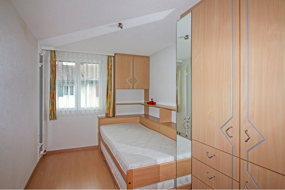 Reihenhaus - Kauf - Herzogenbuchsee, Bern - kleines-zimmer-1.jpg - 110510029-7