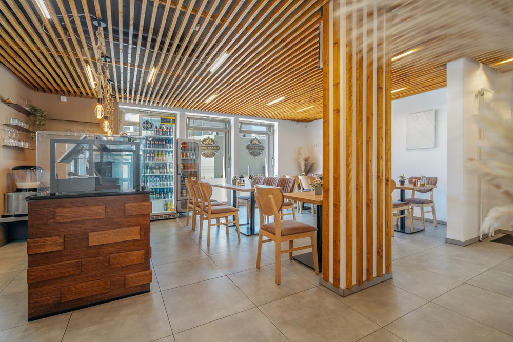 Restaurant - Kauf - Menziken, Aargau - DSC07201.jpg - 119271038-4