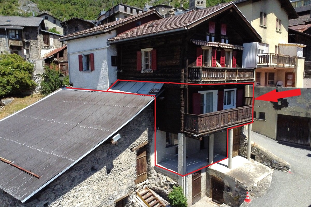 Wohnung - Kauf - Leuk, Wallis - 3.5 Zi-Wohnung in Leuk-Stadt_Hausansicht 3.JPG - 119101007-741