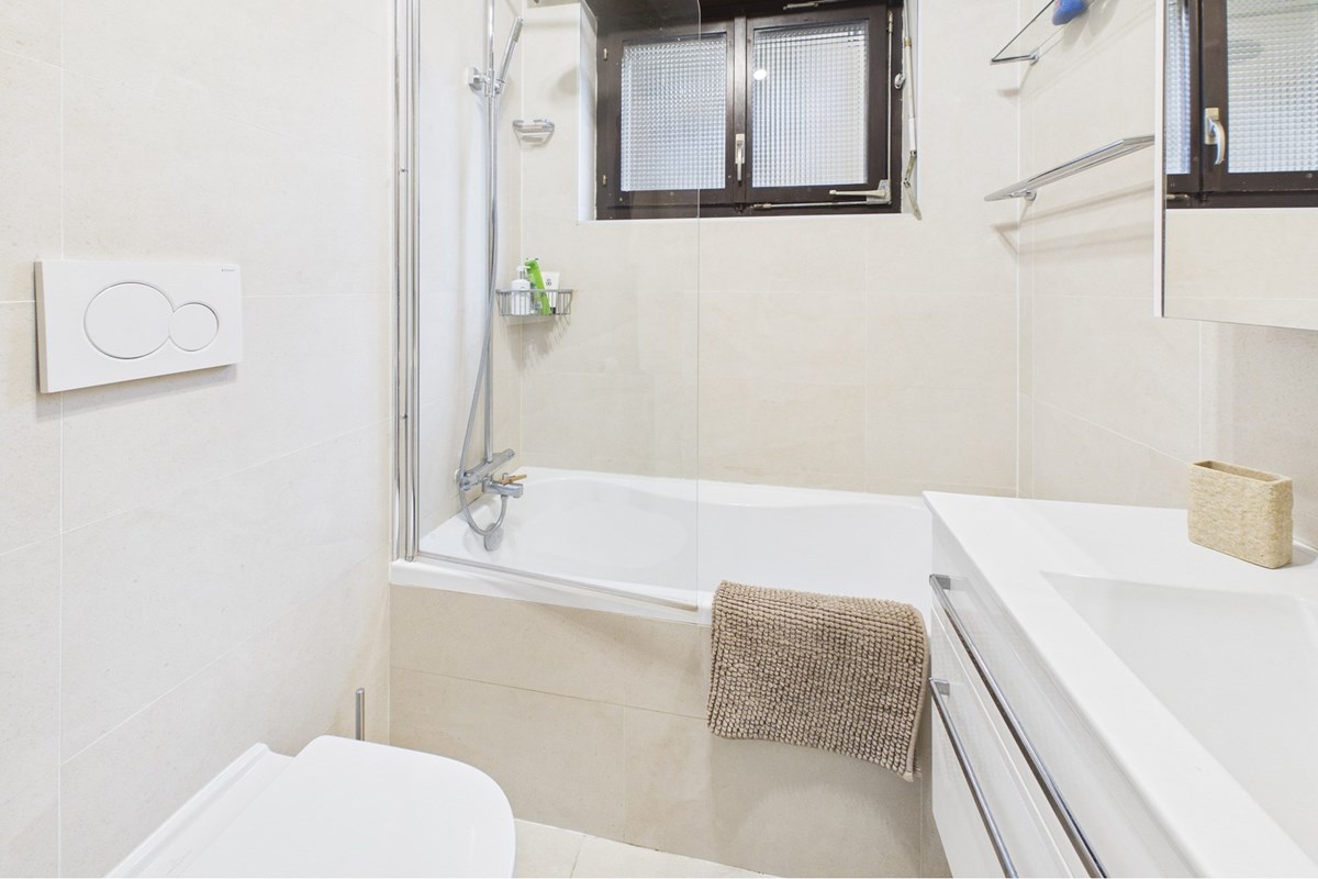 Ferienwohnung - Kauf - Ponte Tresa, Tessin - CAM02676G0-PR0073-STILL011.jpg - 119001099-110