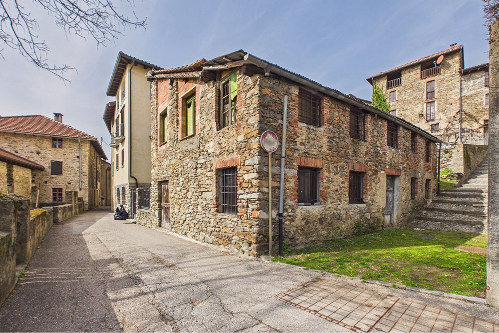 Einfamilienhaus - Kauf - Breno, Tessin - CAM02676G0-PR0072-STILL024.jpg - 119001099-100