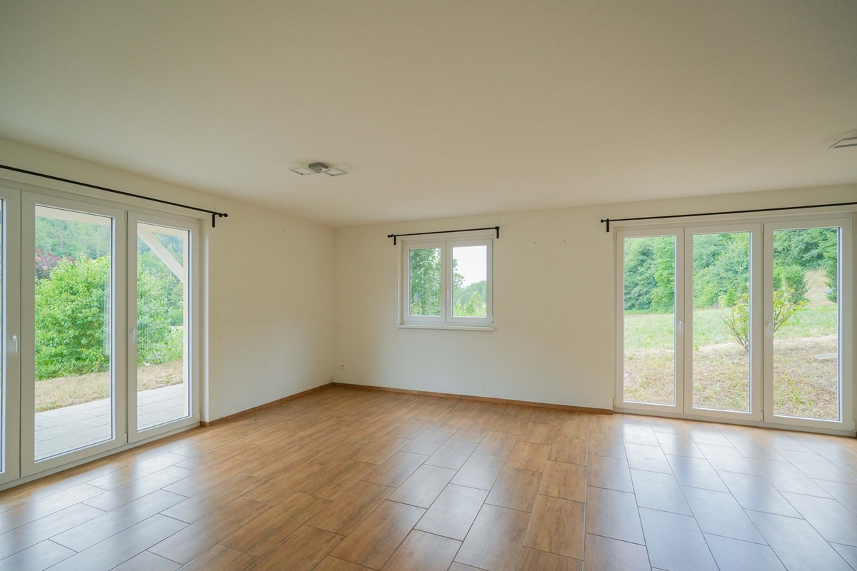 Einfamilienhaus - Kauf - Mettau, Aargau - mettau-breitenstrasse197-efh-zukaufen-remaxfrick (9 von 42).jpg - 110091020-160