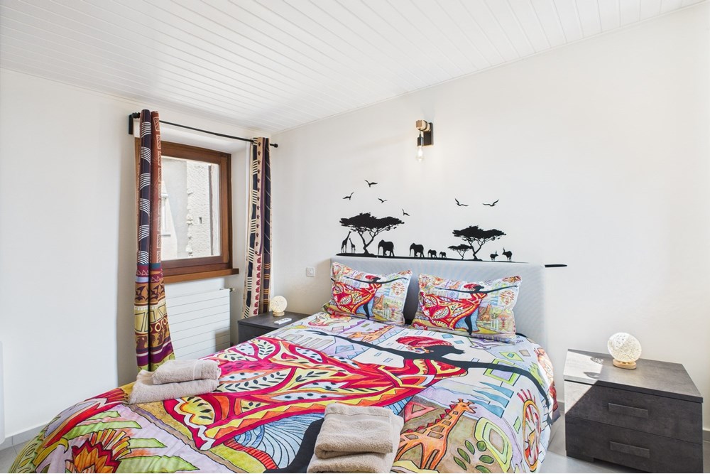 Einfamilienhaus - Kauf - Morcote, Tessin - CAM02262G0-PR0519-STILL077.jpg - 119921001-366