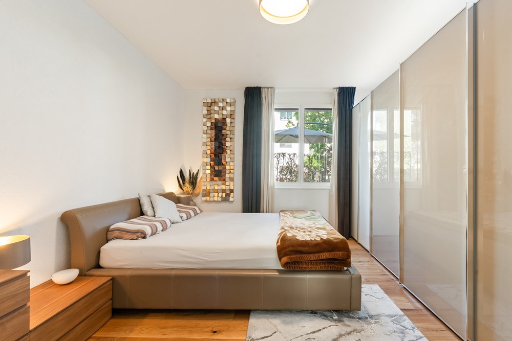 Gartenwohnung - Kauf - Holziken, Aargau - Elternzimmer.jpg - 119841016-6