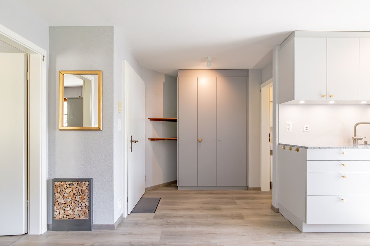 Wohnung - Kauf - Oberwald, Wallis - Eingangsbereich_1.jpg - 110400033-12