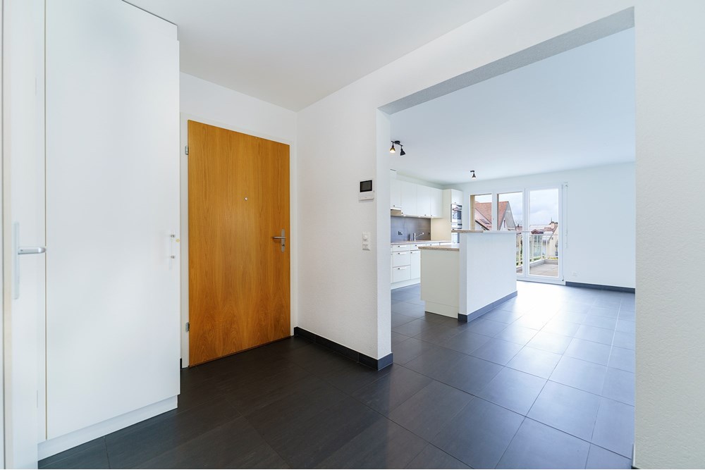 Résidentiel - Appartement avec jardin - Fechy, Waadt - CH - Entrance 1.jpg - 119791003-381