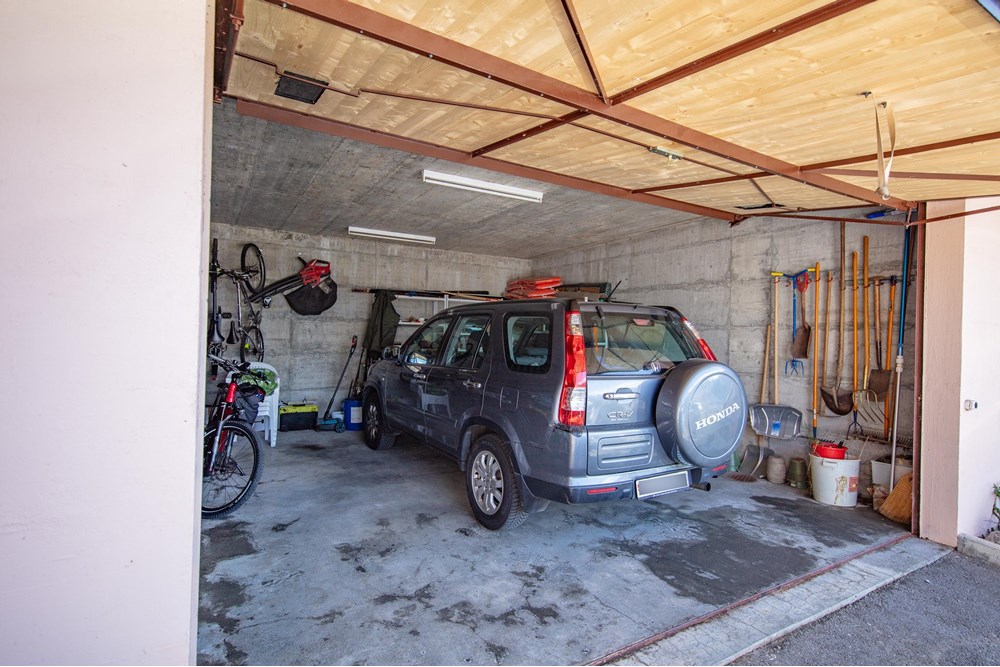 Villa - Kauf - Vitznau, Luzern - 253A6658.jpg - Garage - 119871001-102