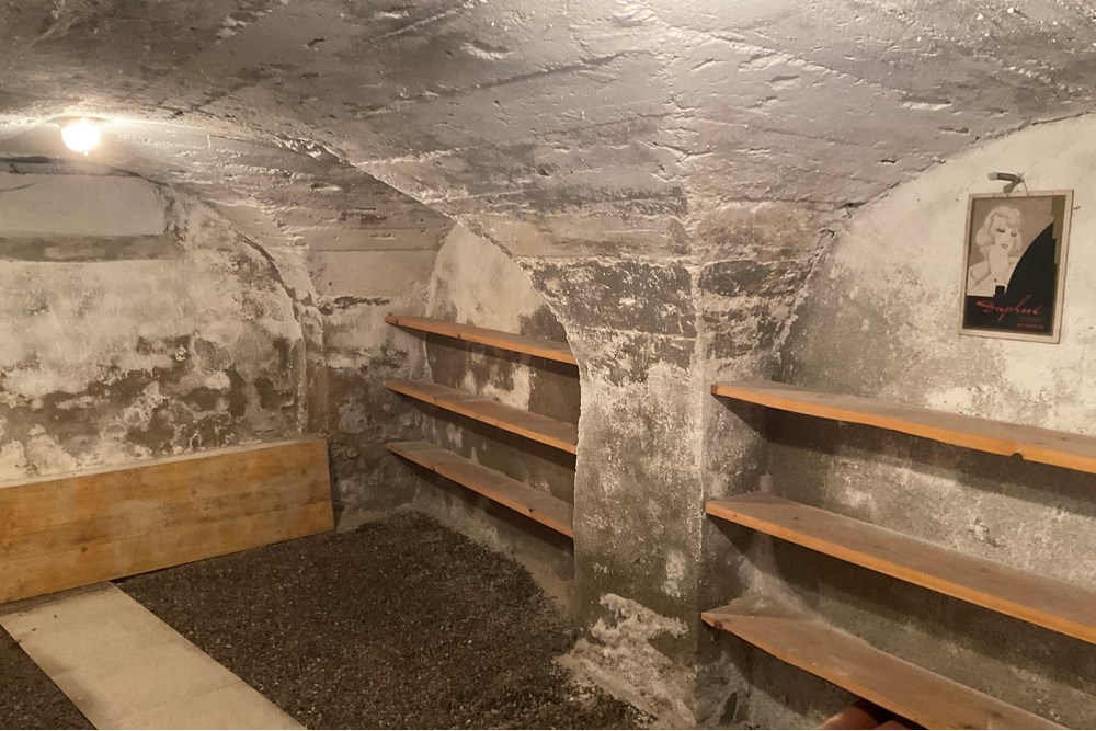 Wohnung - Haus - Arogno, Tessin - CH - Cantina 2.jpg - 119001050-297