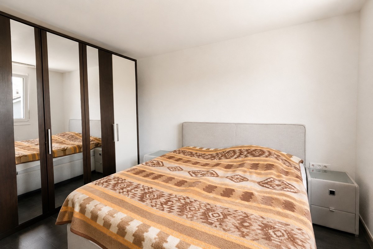 Wohnung - Kauf - Reinach AG, Aargau - Elternzimmer 1.jpg - Elternschlafzimmer - 111301001-6
