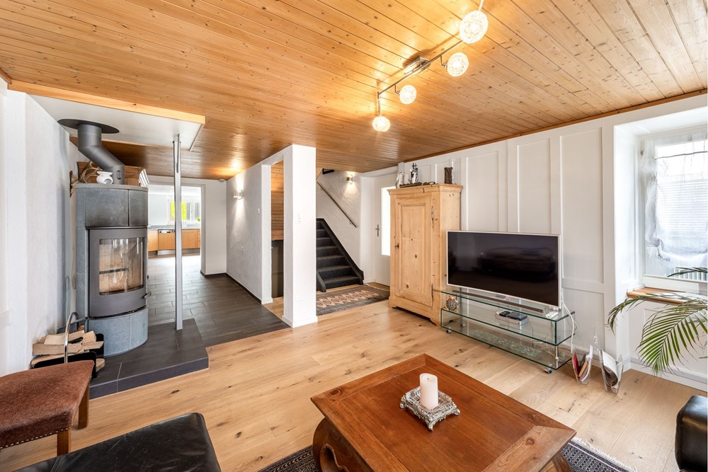 Einfamilienhaus - Kauf - Riedern, Glarus - Header_und_Zwischenfotos_20260417_14591212_022.jpg - 118641001-924