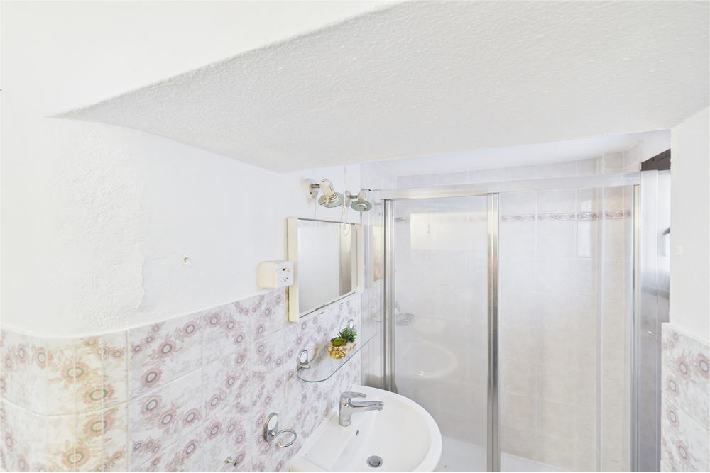 Residential - House - Sonvico, Tessin - CH - WC/ DO-WC /DU - 119001086-46