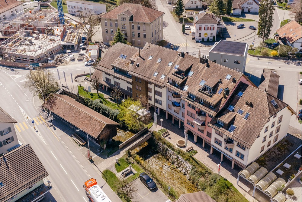 Restaurant - Kauf - Menziken, Aargau - DJI_20260408191527_0591_D.jpg - 119271038-4
