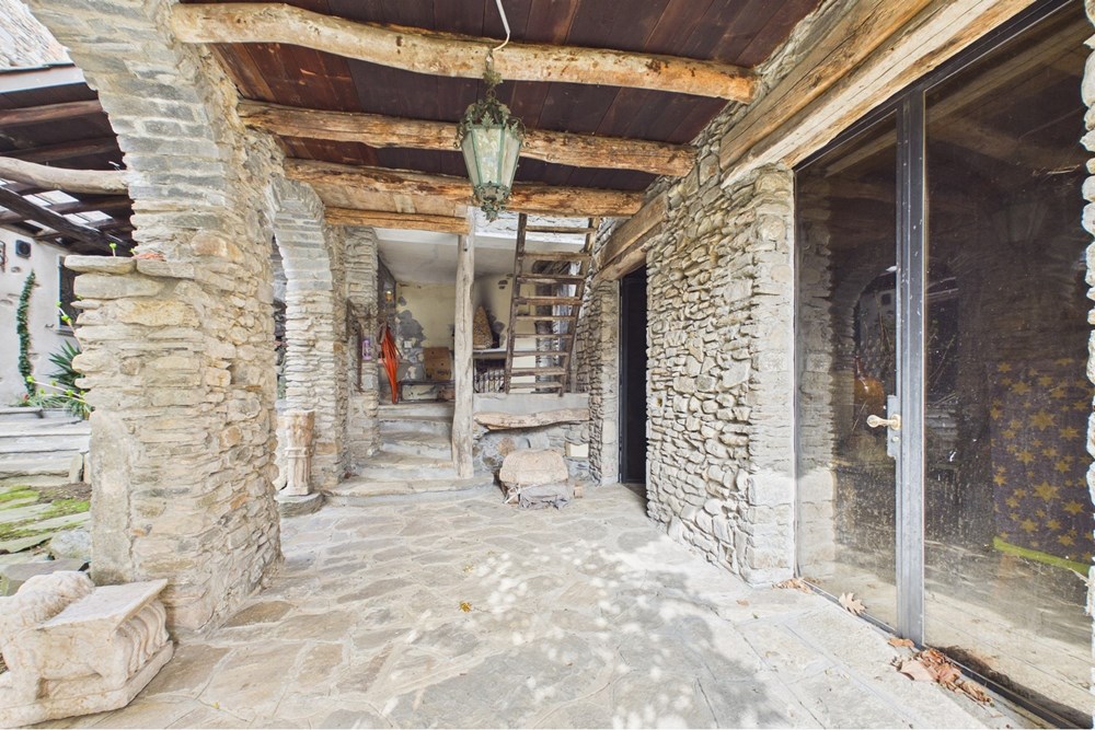 Einfamilienhaus - Kauf - Breno, Tessin - CAM02676G0-PR0072-STILL012.jpg - 119001099-100