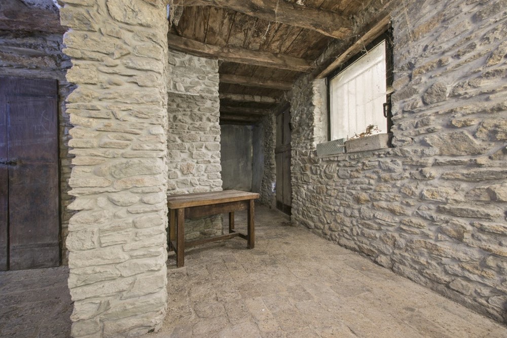 Einfamilienhaus - Kauf - Breno, Tessin - Nr. 3 pulito.jpg - 119001099-100