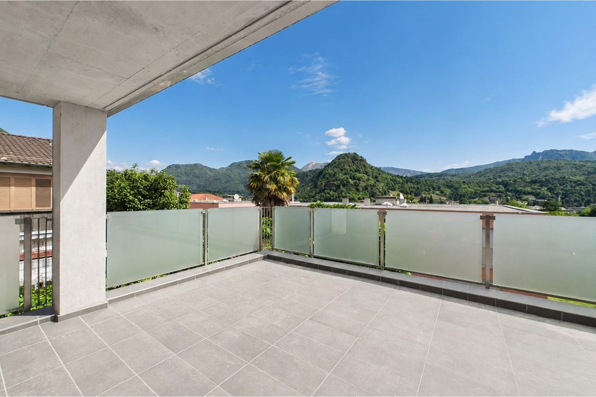 Terrassenwohnung - Kauf - Gravesano, Tessin - ChatGPT Image 18. Mai 2026, 12_25_49.jpg - 119001001-2954