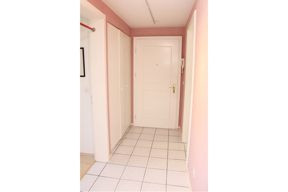 Wohnung - Kauf - Liestal, Basel-Landschaft - Gang_0497.jpg - 110031007-346