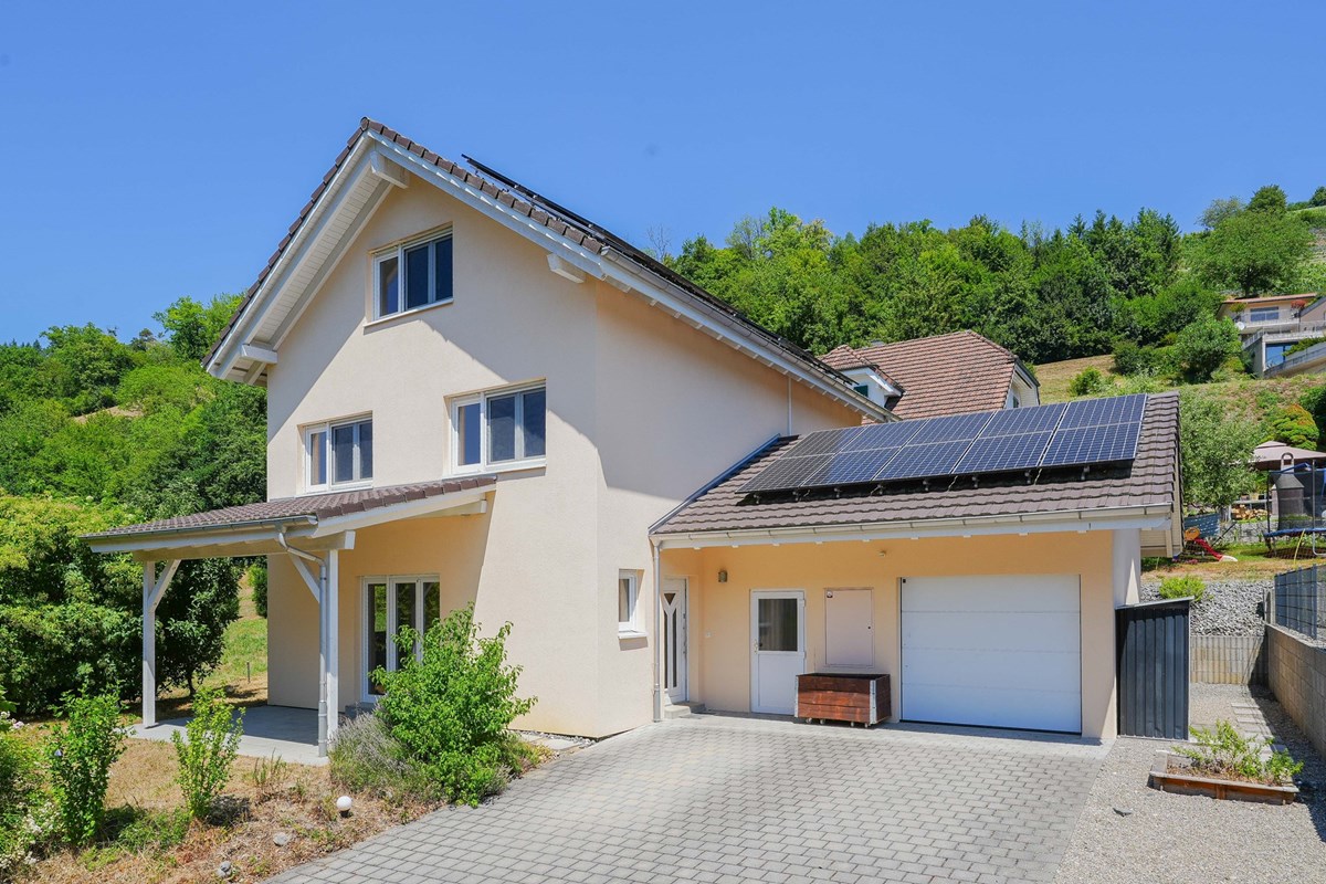 Einfamilienhaus - Kauf - Mettau, Aargau - mettau-breitenstrasse197-efh-zukaufen-remaxfrick-2 (23 von 34).jpg - 110091020-160