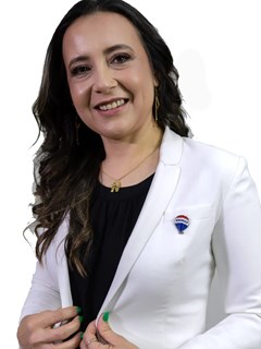 Associate in Training - Nancy Mereles - RE/MAX FIDELITY