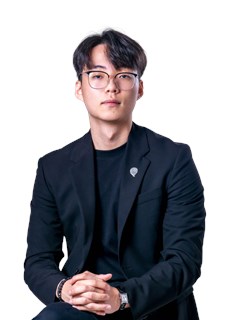 Moises Cho - RE/MAX BLACK