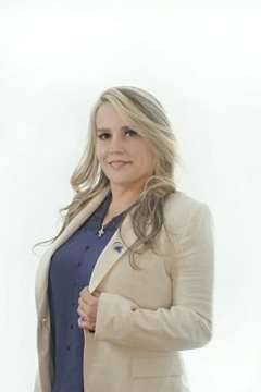 Camila Riquelme - RE/MAX CENTRAL