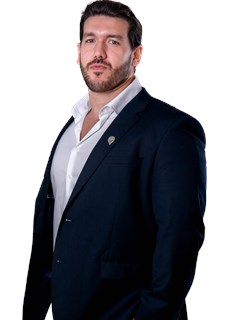En formación - Joaquin Meza - RE/MAX BLACK