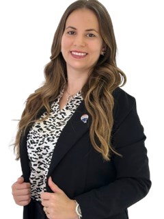 Associate in Training - Camila González - RE/MAX RIVIERA