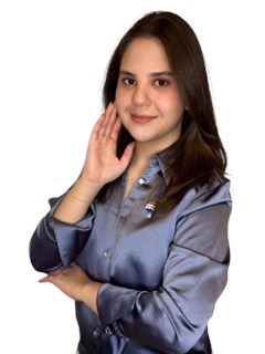 Associate in Training - Mayra Verza - RE/MAX CENTRAL