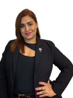 Associate in Training - Gloria Britez - RE/MAX CENTRAL