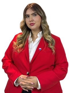 Mäklarpraktikant - Natalia Miranda - RE/MAX ROYAL